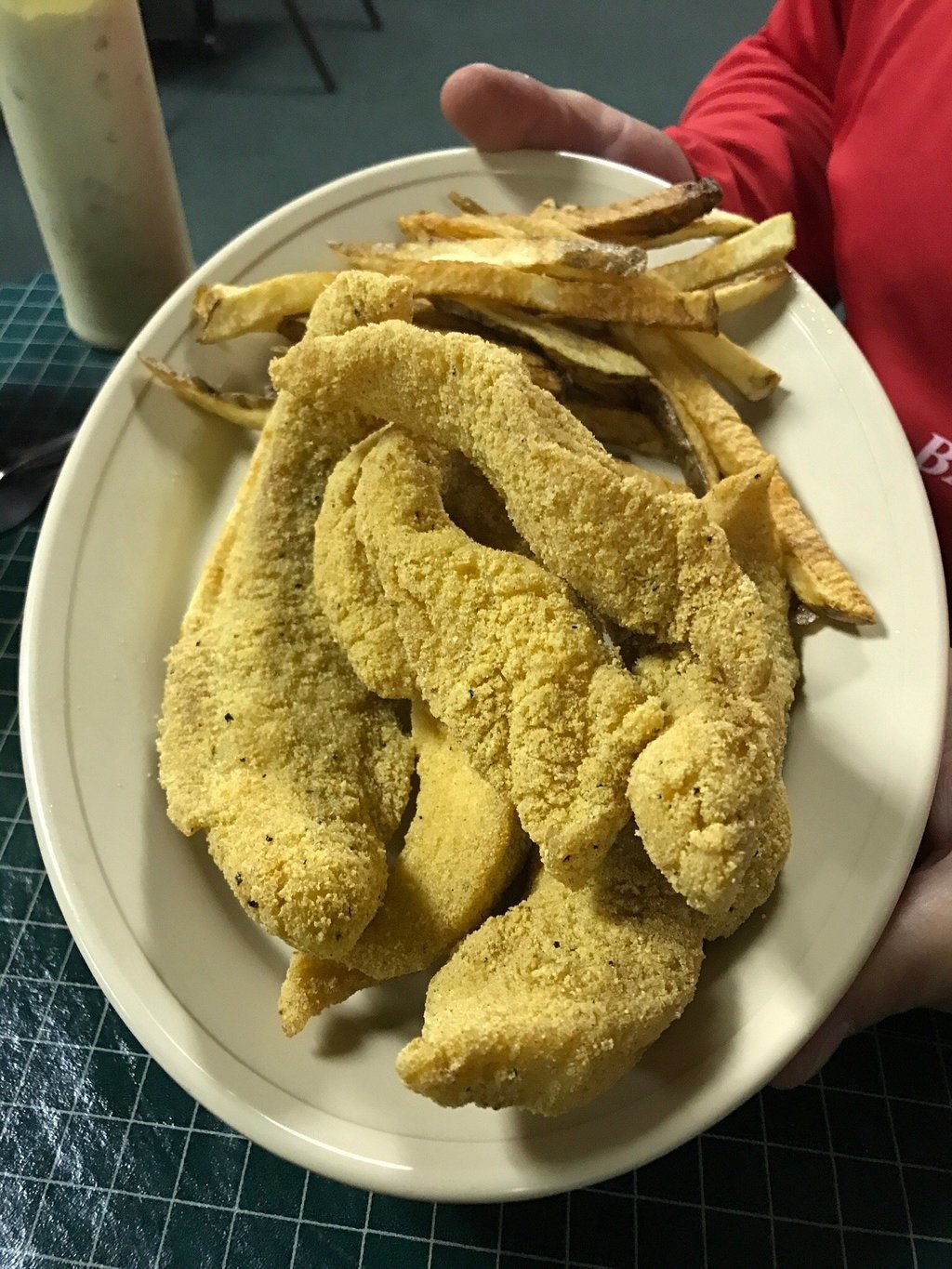 Vaughan's Catfish On The Lake